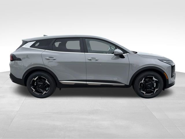 New 2026 Kia Sportage EX FWD image 8