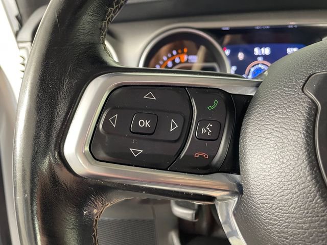 Used 2020 Jeep Gladiator Overland AWD/4WD image 11
