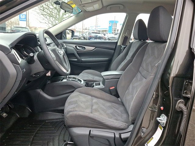 Used 2016 Nissan Rogue S image 13