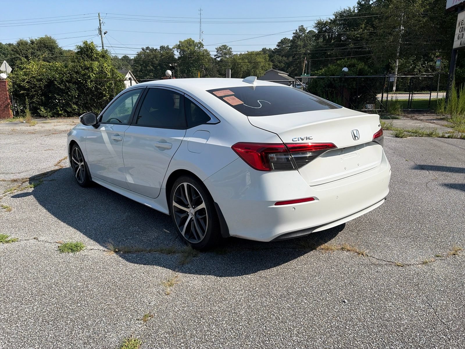 Used 2022 Honda Civic Touring image 4
