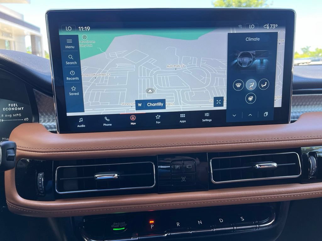 Certified 2022 Lincoln Nautilus Black Label AWD/4WD image 32