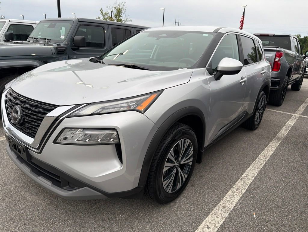Used 2023 Nissan Rogue SV AWD/4WD image 17