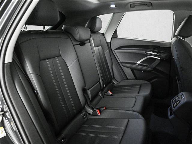 Certified 2025 Audi Q5 Premium w/ Convenience Package image 21