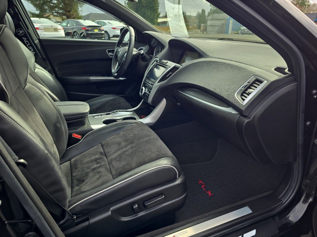 Used 2020 Acura TLX V6 SH-AWD w/ Advance Package image 16