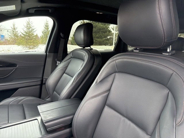 Used 2024 Lincoln Nautilus Premier w/ Equipment Group 102A image 19