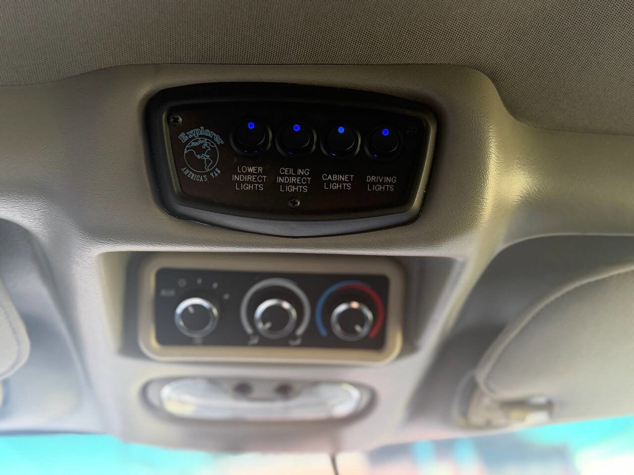 Used 2013 GMC Savana 1500 image 18