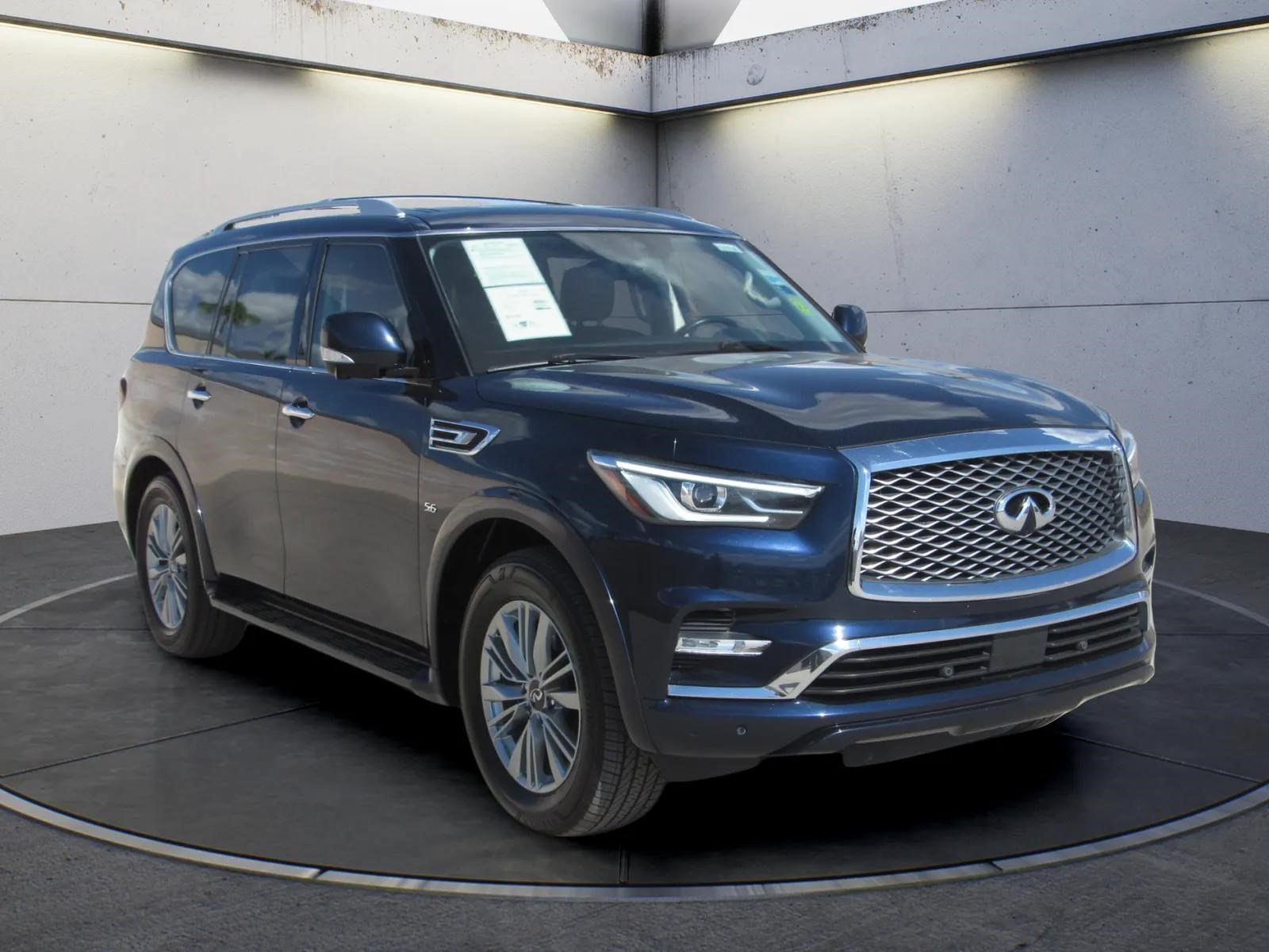 Used 2019 INFINITI QX80 Luxe w/ Proassist Package RWD image 2
