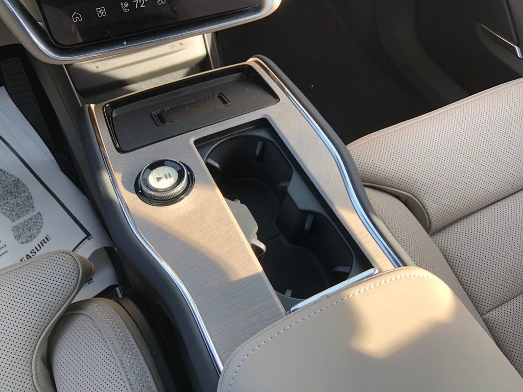 New 2026 Volvo EX90 Ultra image 28