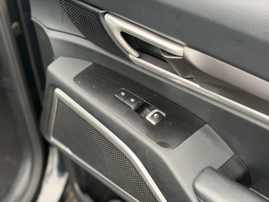 Used 2025 Kia Telluride S AWD/4WD image 20