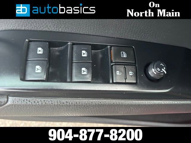 Used 2020 Toyota Camry LE image 23