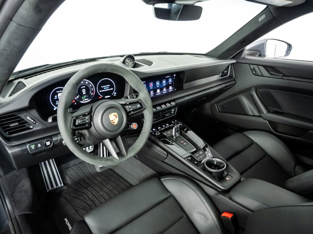 Certified 2026 Porsche 911 Carrera GTS image 4