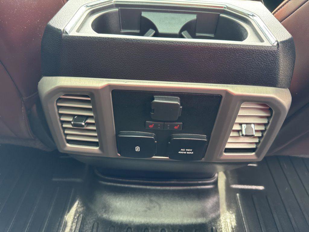 Used 2017 Ford F150 Platinum w/ Equipment Group 701A Luxury image 30