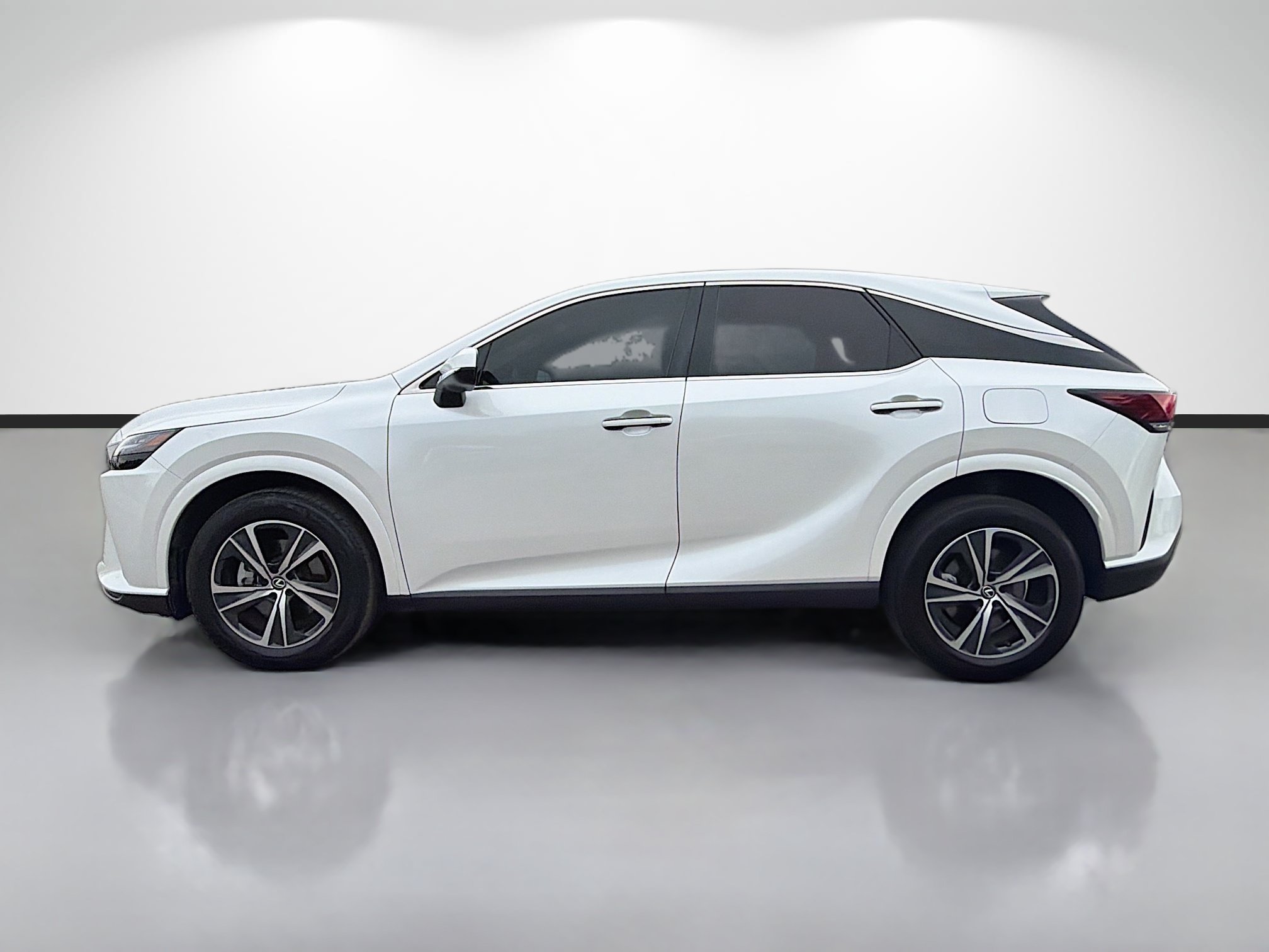 Used 2024 Lexus RX 350 FWD w/ Technology Package image 6