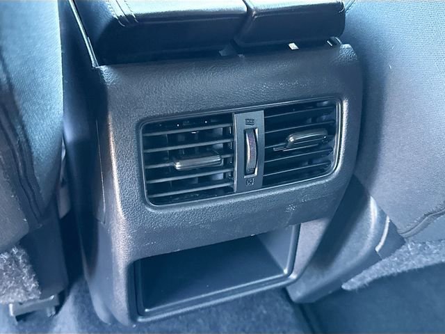 Used 2023 Nissan Rogue S image 23