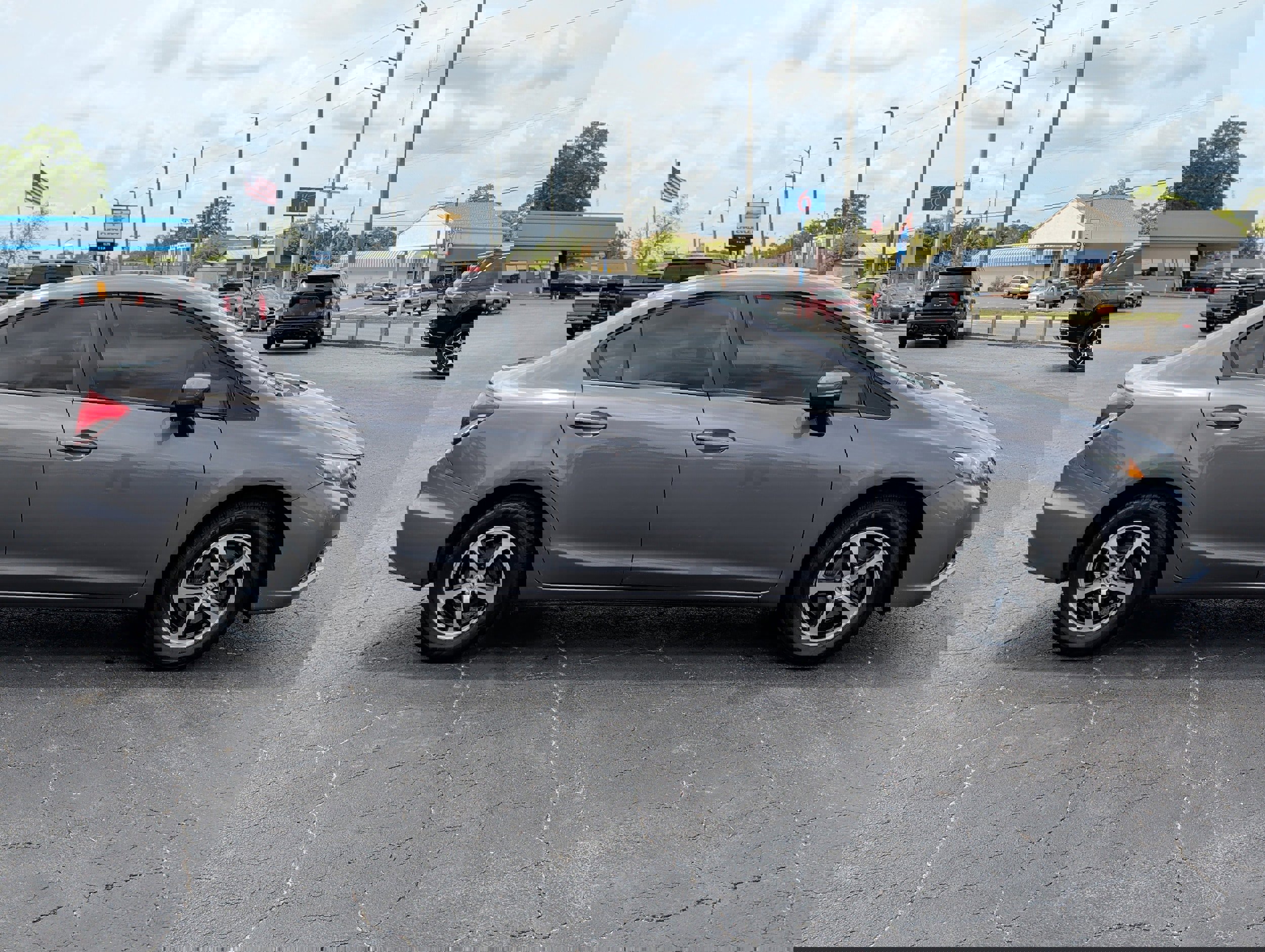 Used 2015 Honda Civic SE image 3