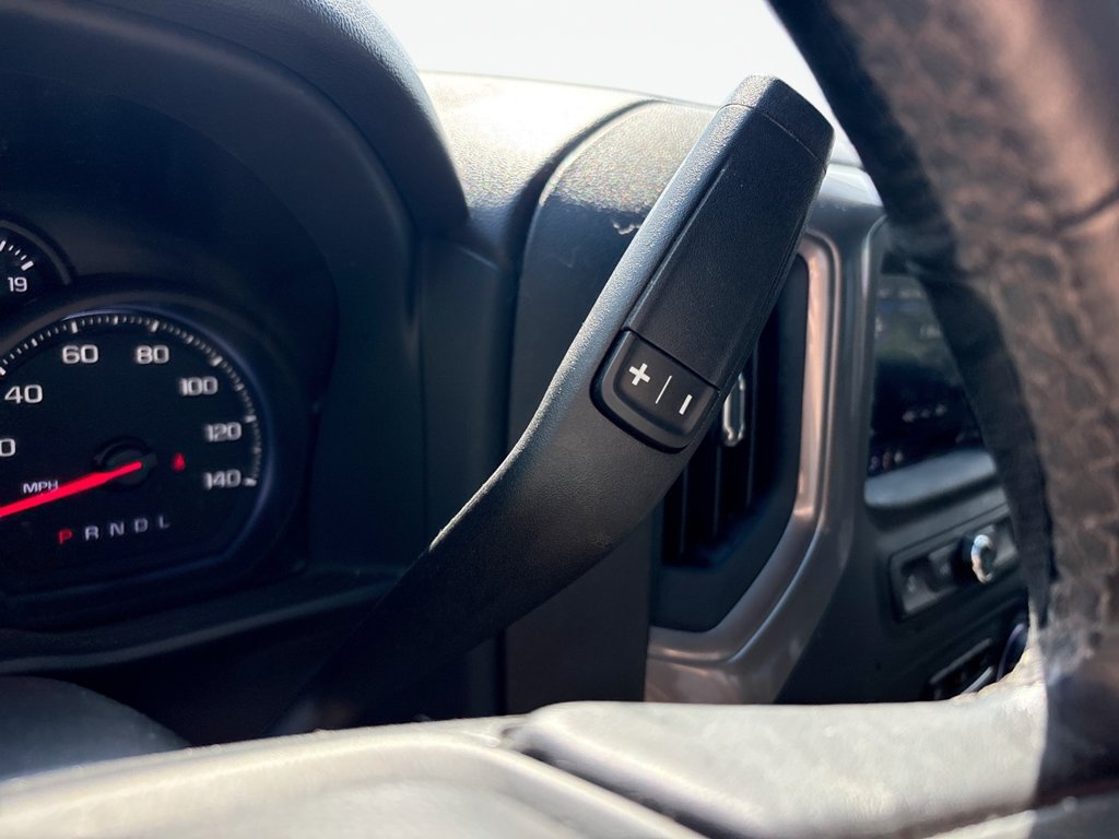 Used 2022 Chevrolet Silverado 1500 Custom AWD/4WD image 32