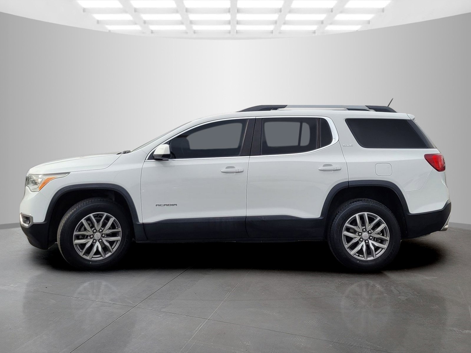 Used 2019 GMC Acadia SLE w/ Driver Alert Package I image 7