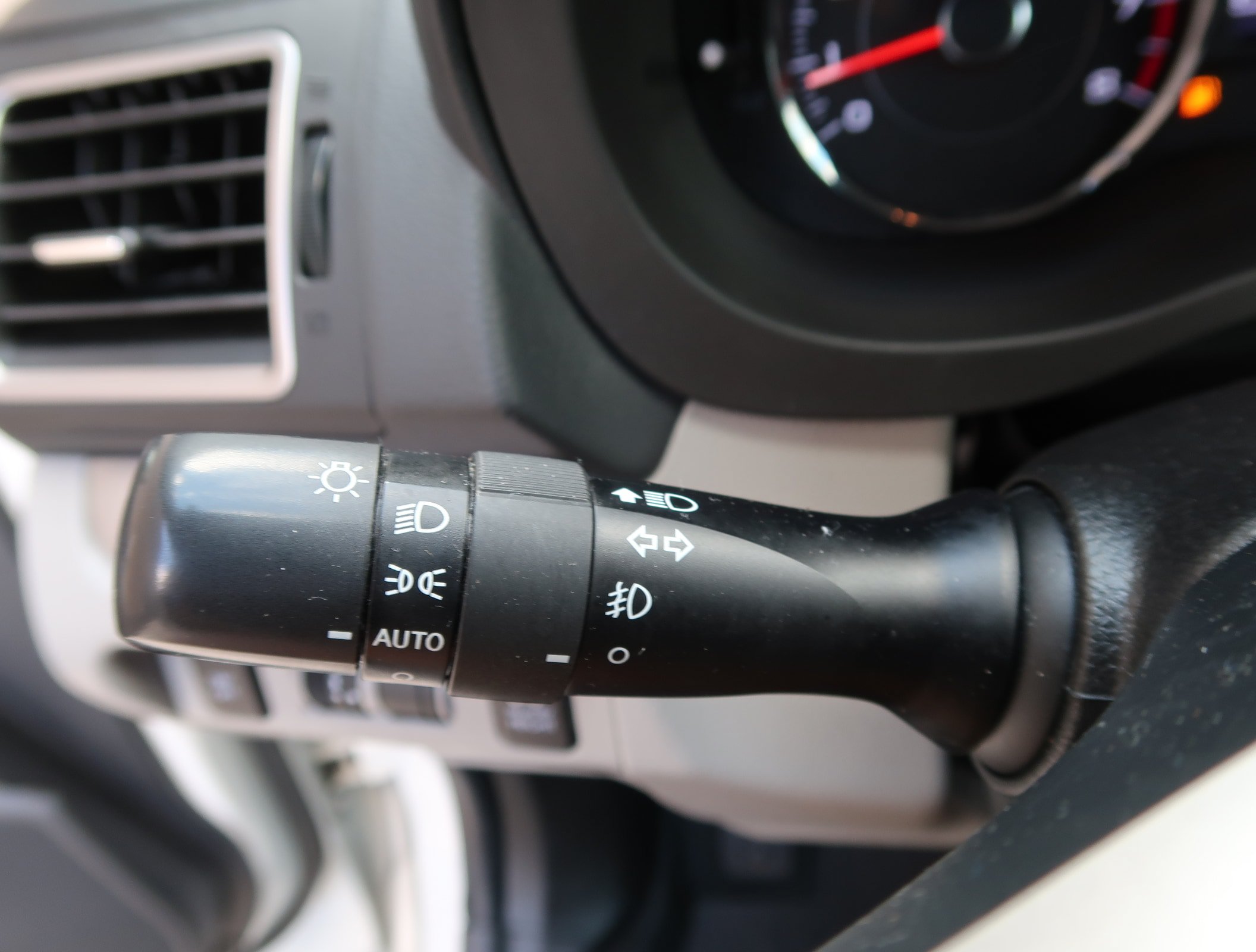 Used 2016 Subaru Forester 2.5i Touring w/ Eyesight & Navigation System AWD/4WD image 22