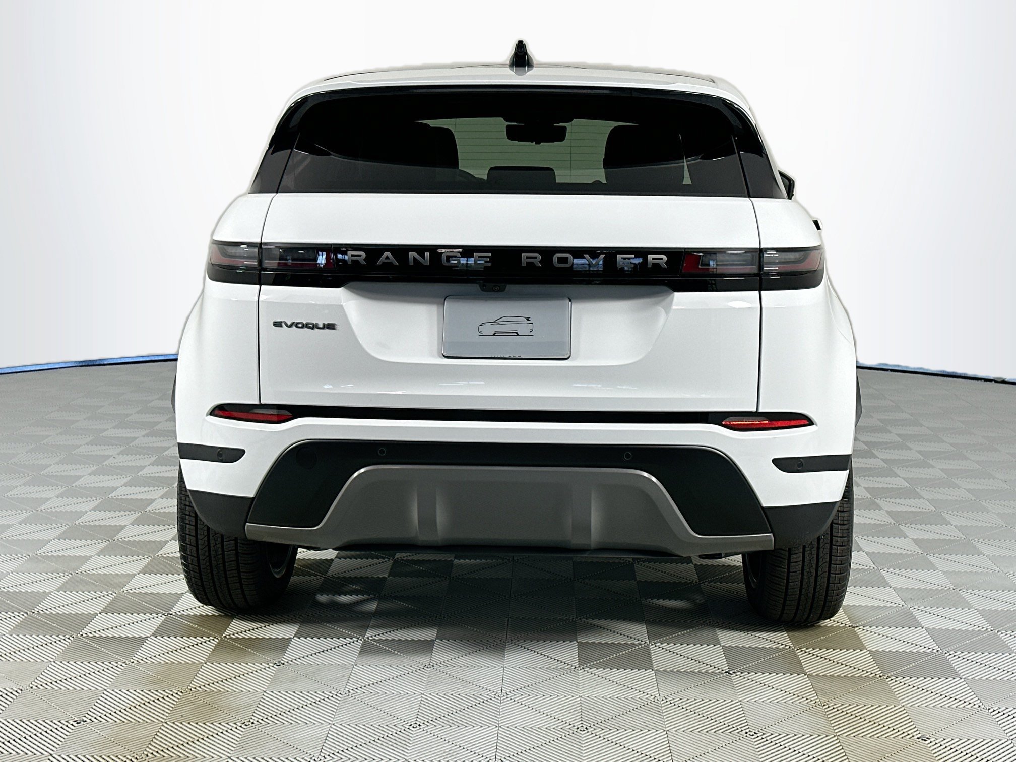 Used 2026 Land Rover Range Rover Evoque S AWD/4WD image 6