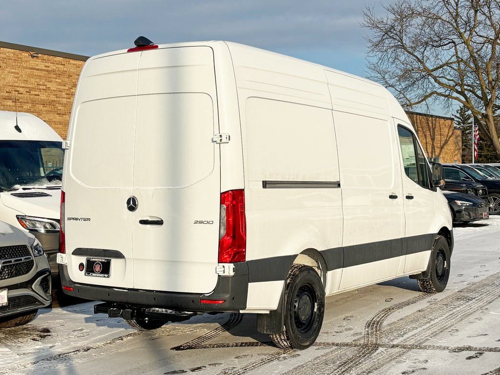 Used 2026 Mercedes-Benz Sprinter 2500 image 3