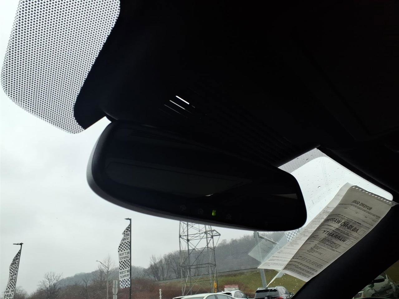 Used 2017 INFINITI Q60 Red Sport 400 image 15