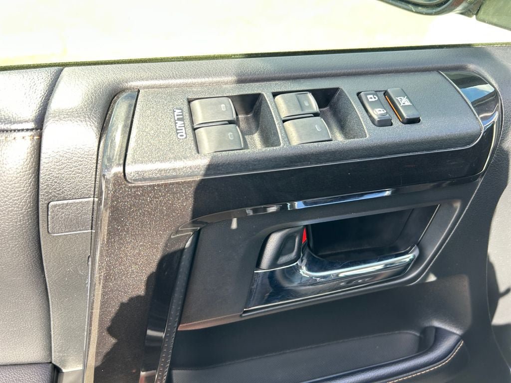 Used 2023 Toyota 4Runner 40th Anniversary SE AWD/4WD image 23
