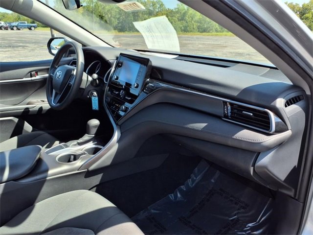Used 2023 Toyota Camry LE image 96