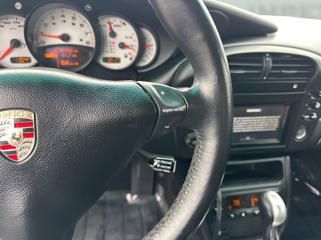 Used 2004 Porsche 911 Carrera image 16