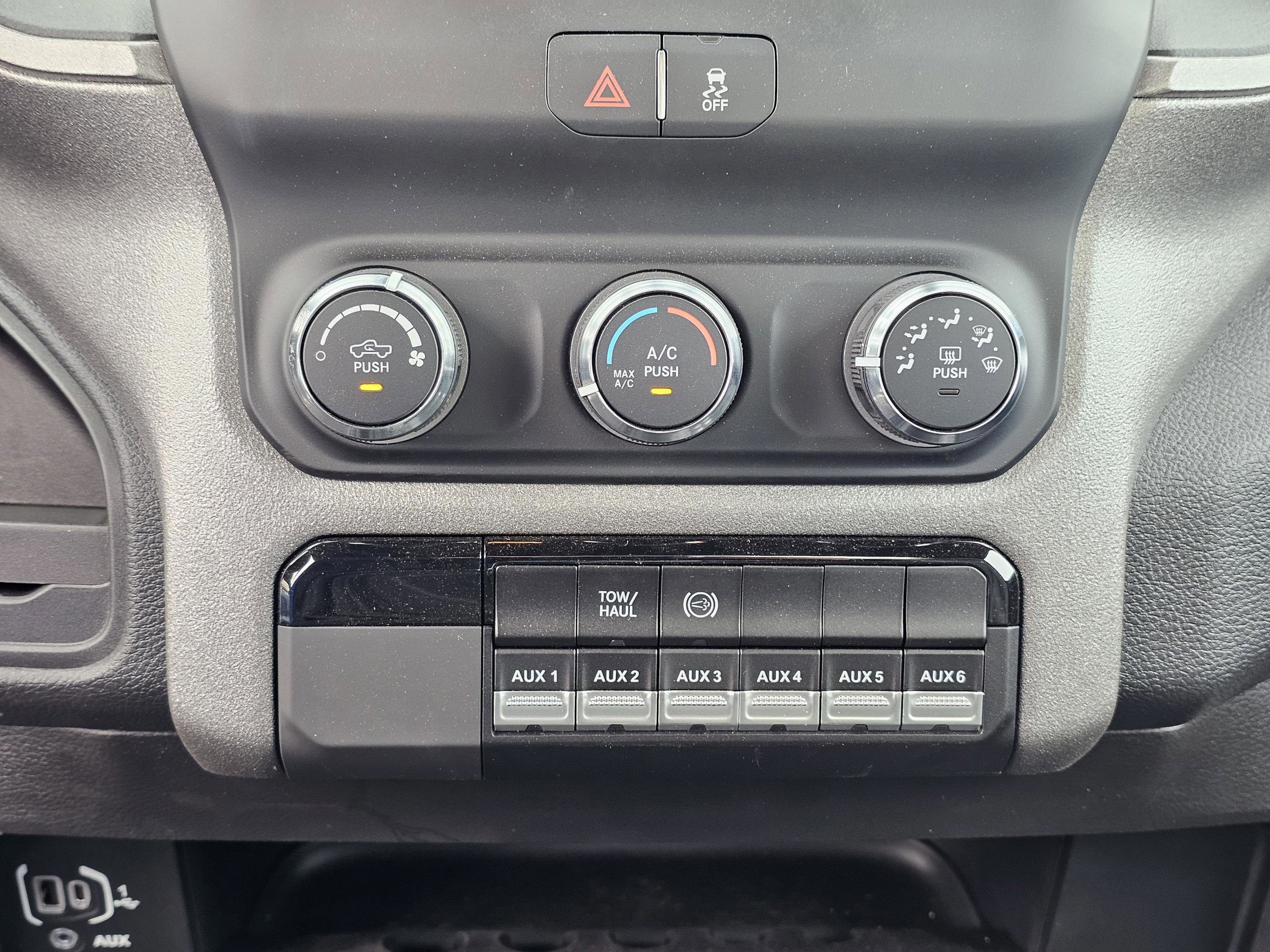 New 2024 RAM 4500 Tradesman image 30