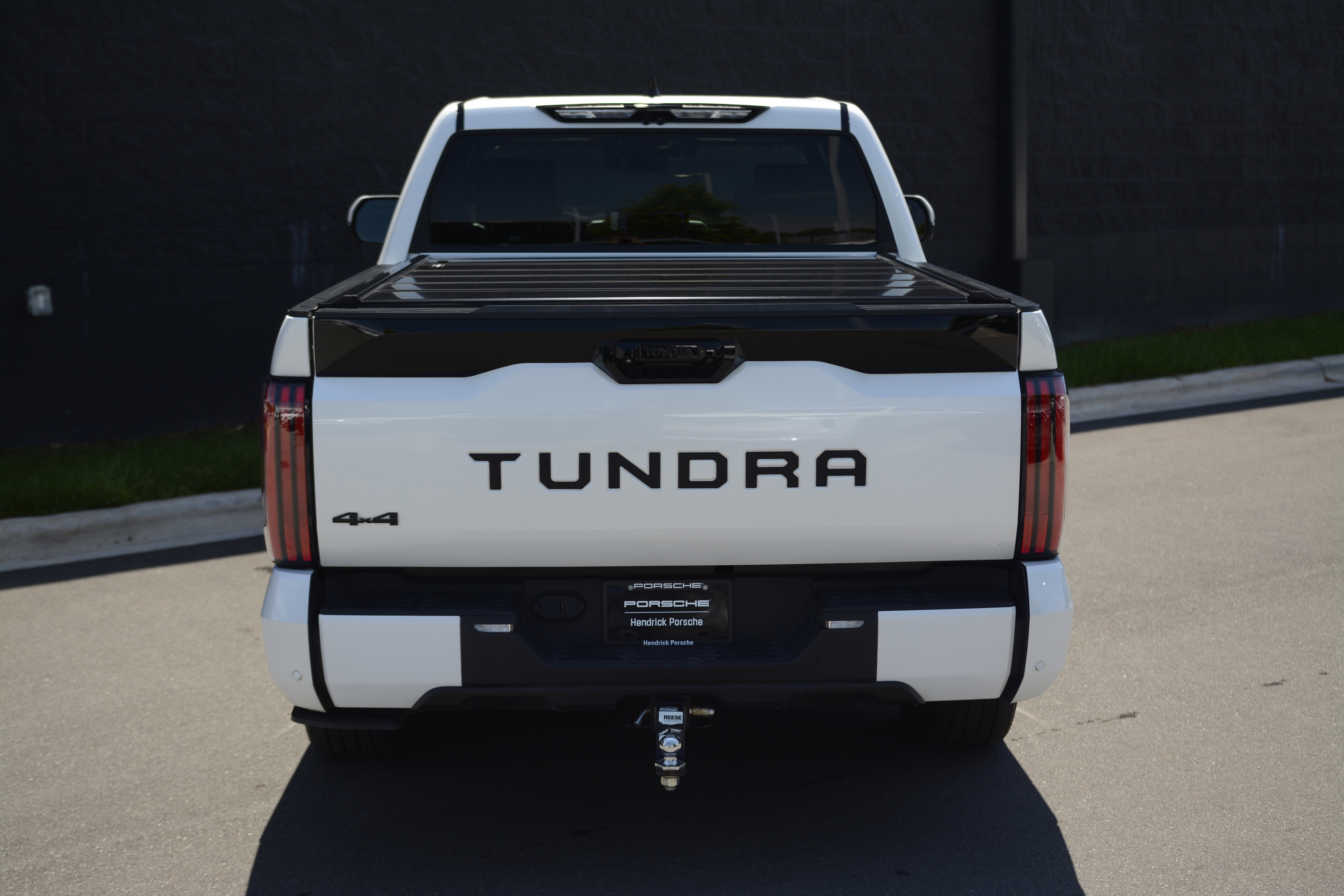 Used 2023 Toyota Tundra Platinum AWD/4WD image 6