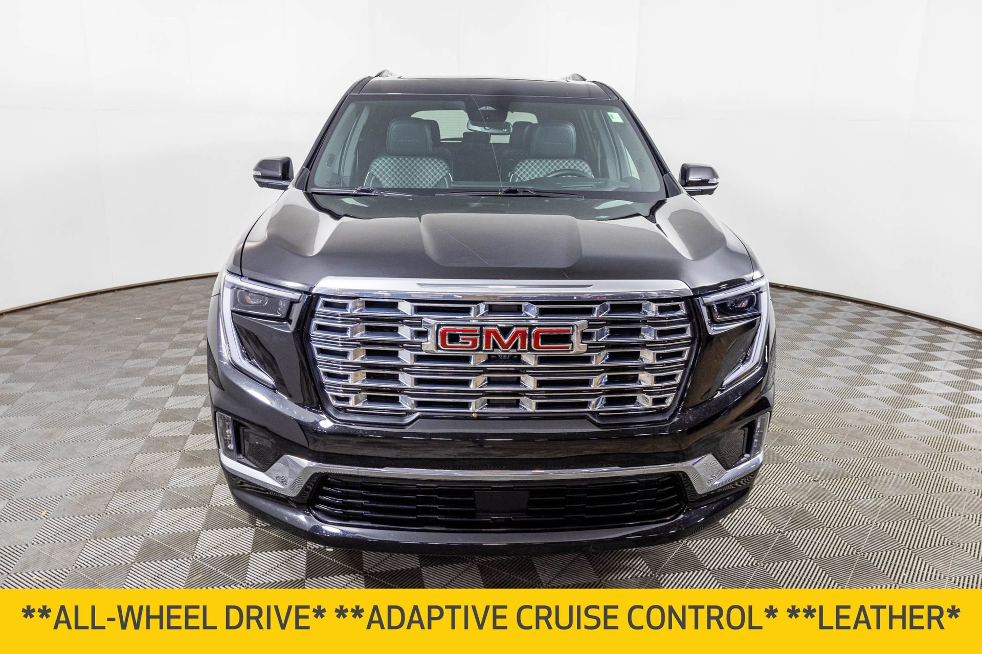 Used 2024 GMC Acadia Denali image 7