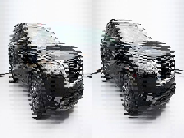 Certified 2025 Nissan Pathfinder SV image 3