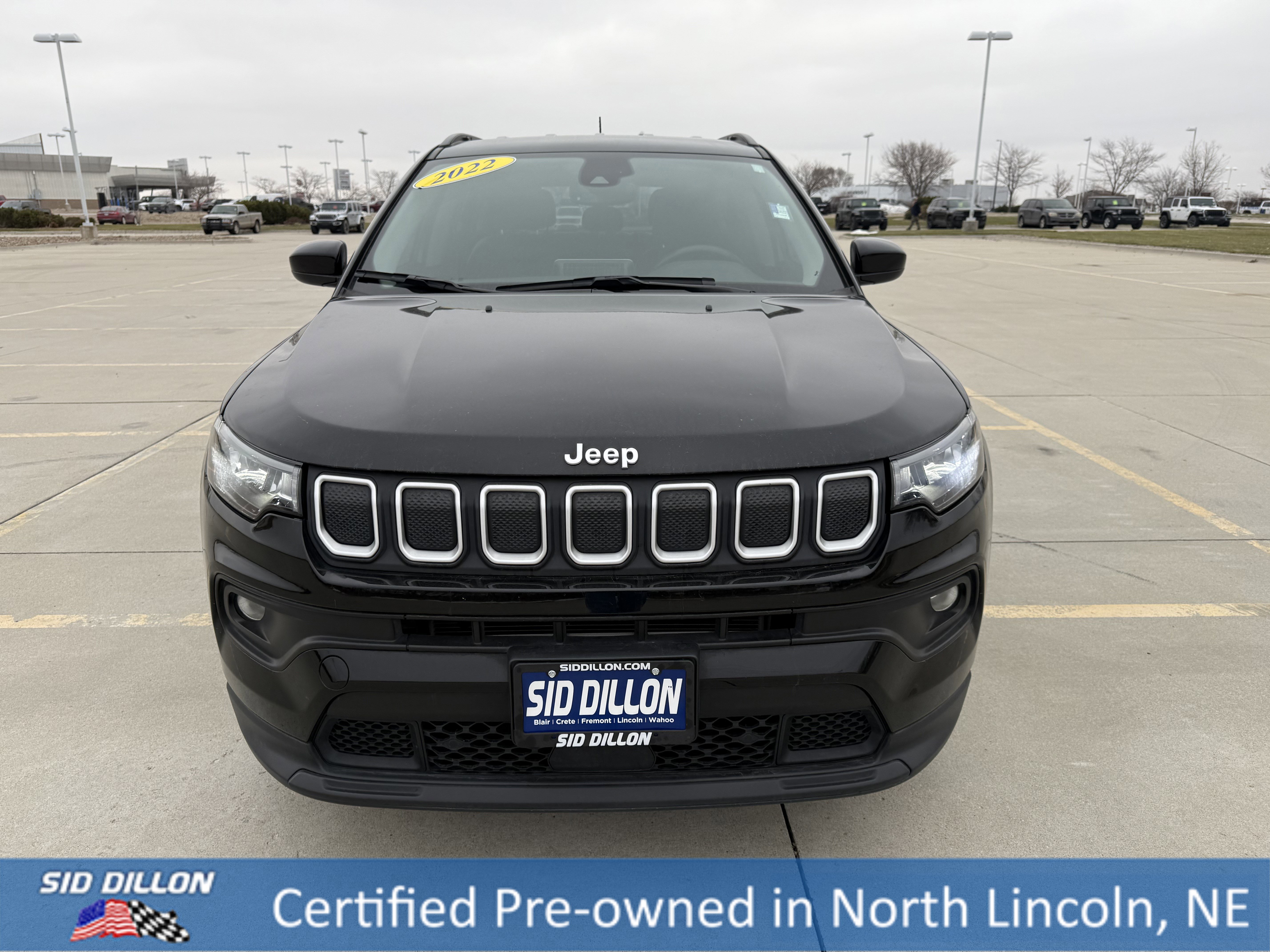 Used 2022 Jeep Compass Latitude w/ Convenience Group image 3