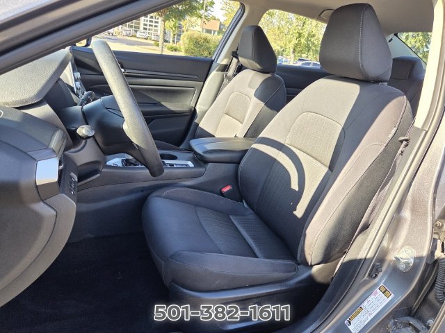 Used 2025 Nissan Altima 2.5 SV AWD/4WD image 7