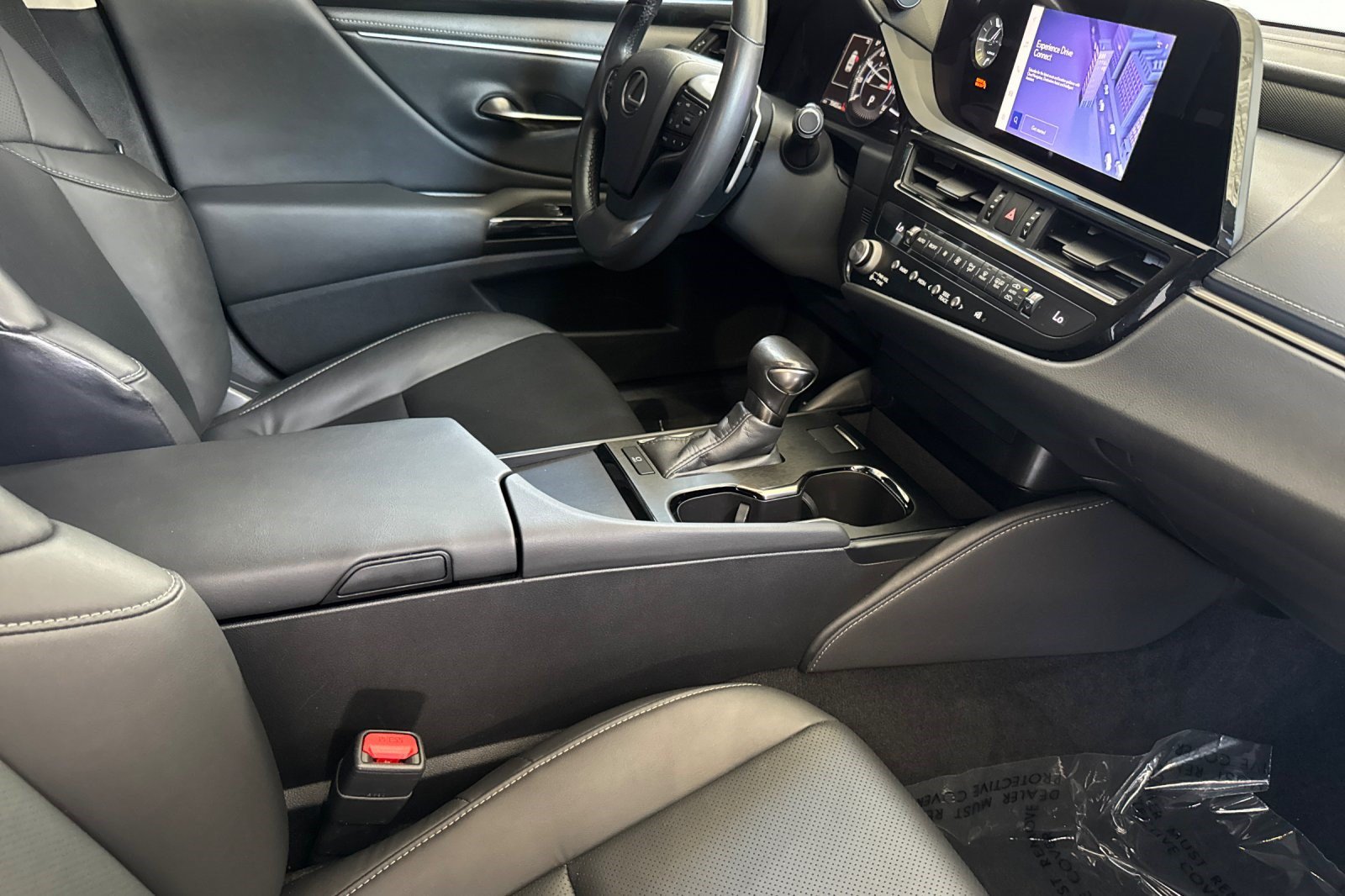 Used 2024 Lexus ES 350 w/ Accessory Package (Z1) FWD image 19