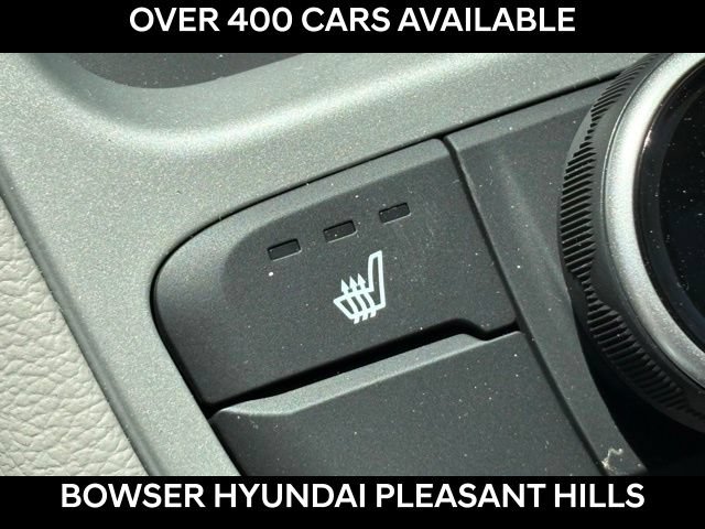New 2026 Hyundai Venue SEL FWD image 11