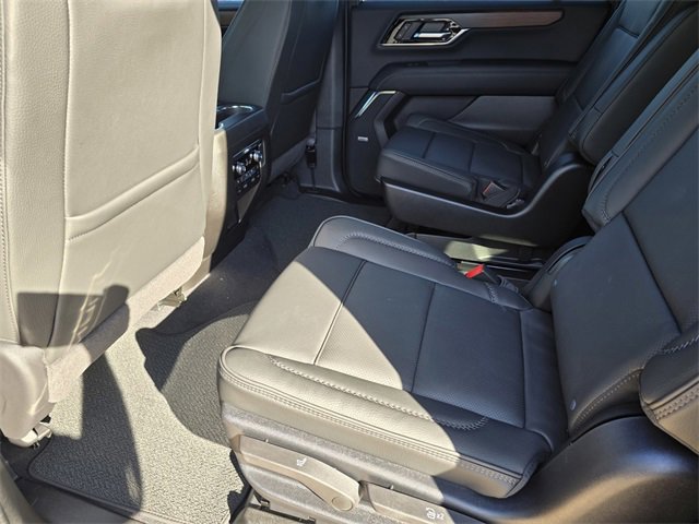 New 2026 GMC Yukon XL Denali image 11