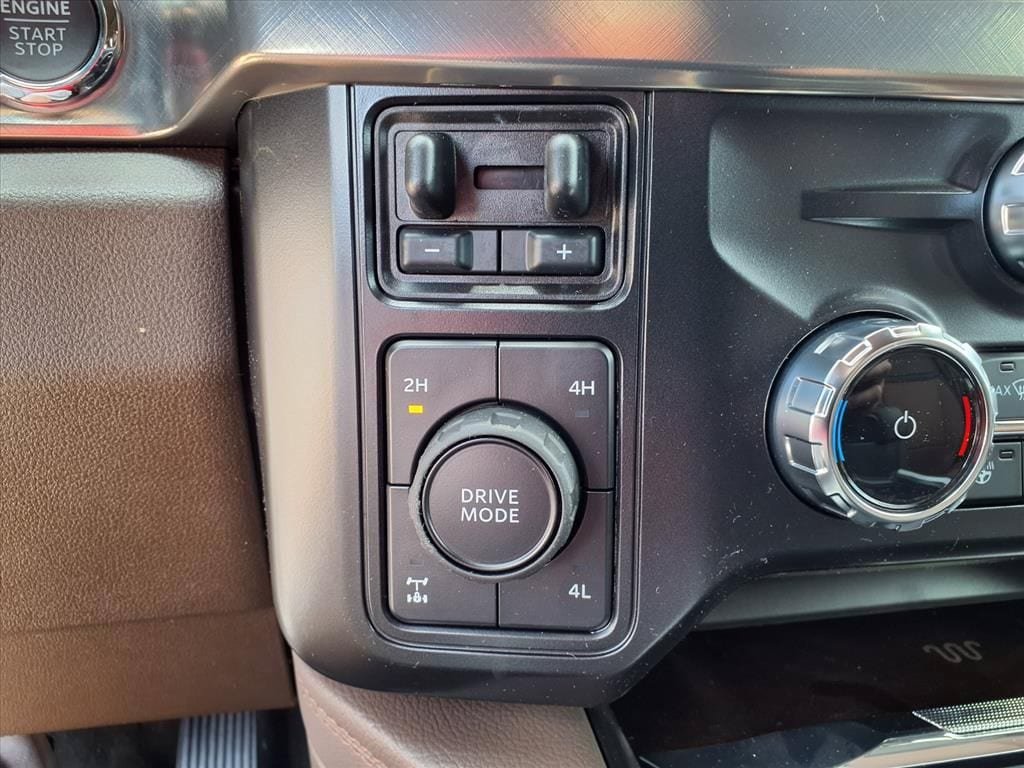 New 2026 Ford F350 King Ranch w/ FX4 Off-Road Package AWD/4WD image 13