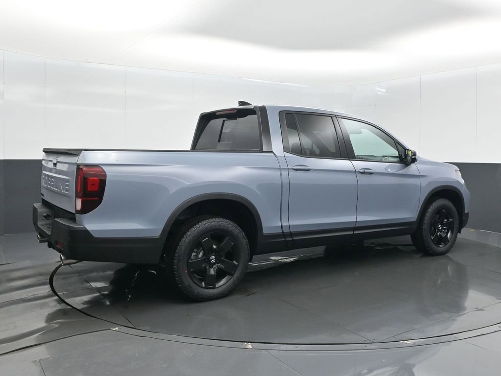 New 2026 Honda Ridgeline Black Edition image 8