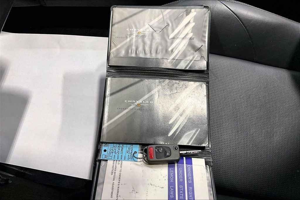 Used 2005 Chrysler Crossfire Limited image 27