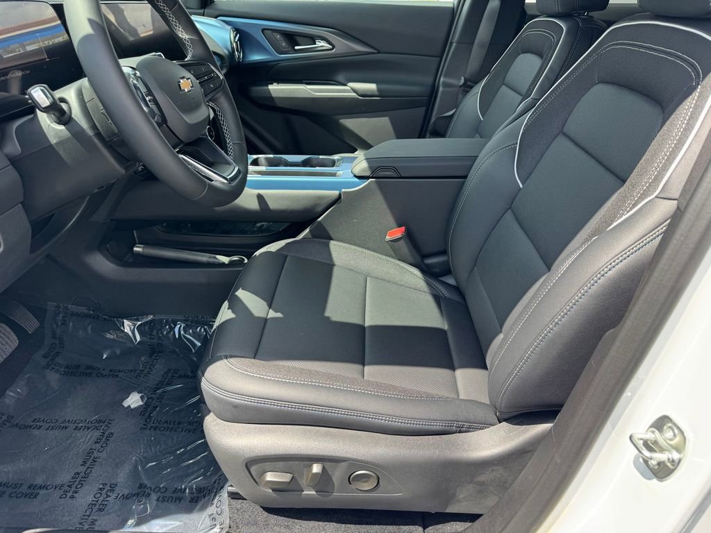 New 2026 Chevrolet Equinox EV LT w/ Convenience Package II FWD image 13