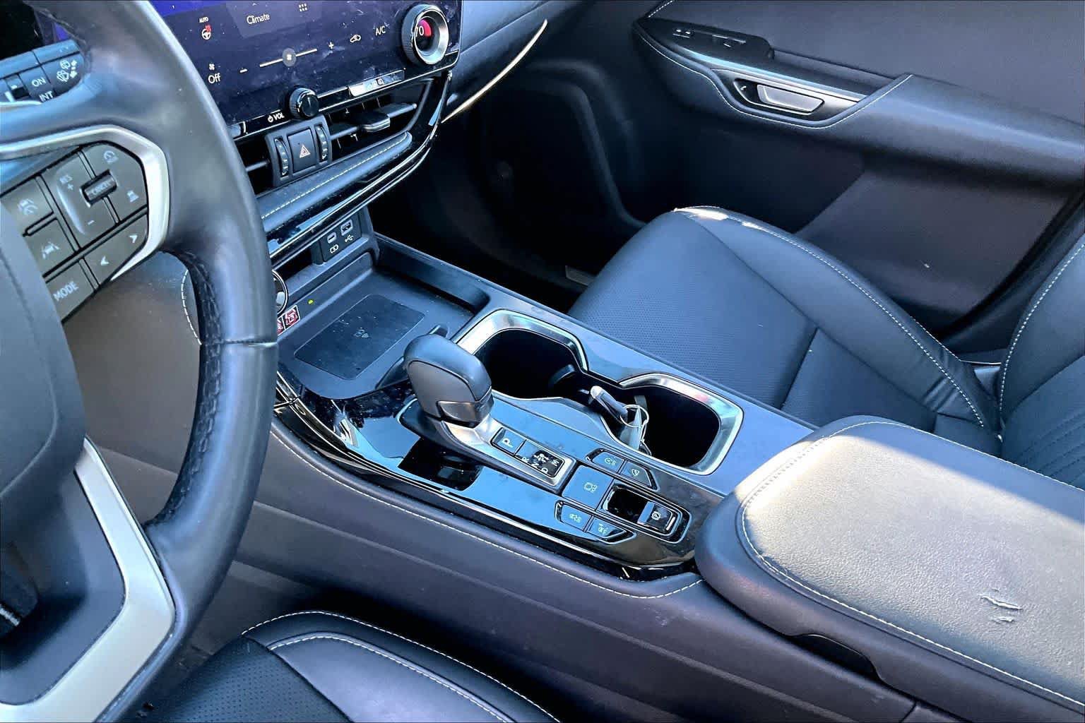 Used 2024 Lexus NX 350 AWD image 17