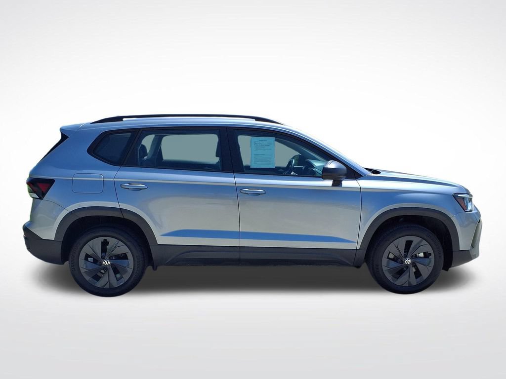 Used 2025 Volkswagen Taos S FWD image 9