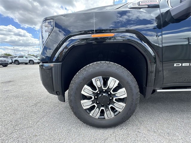 New 2025 GMC Sierra 2500 Denali w/ Denali Reserve Package image 10