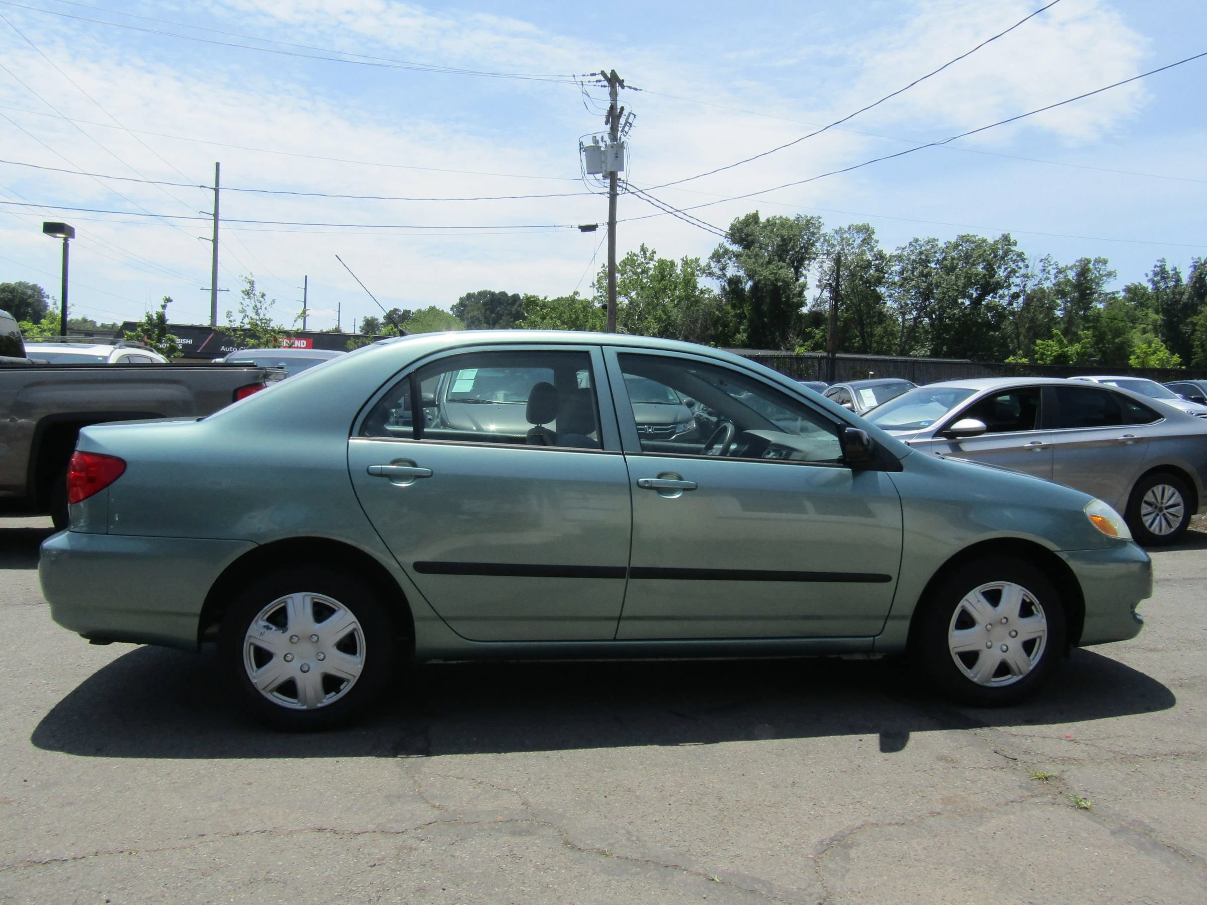 Used 2005 Toyota Corolla CE FWD image 7