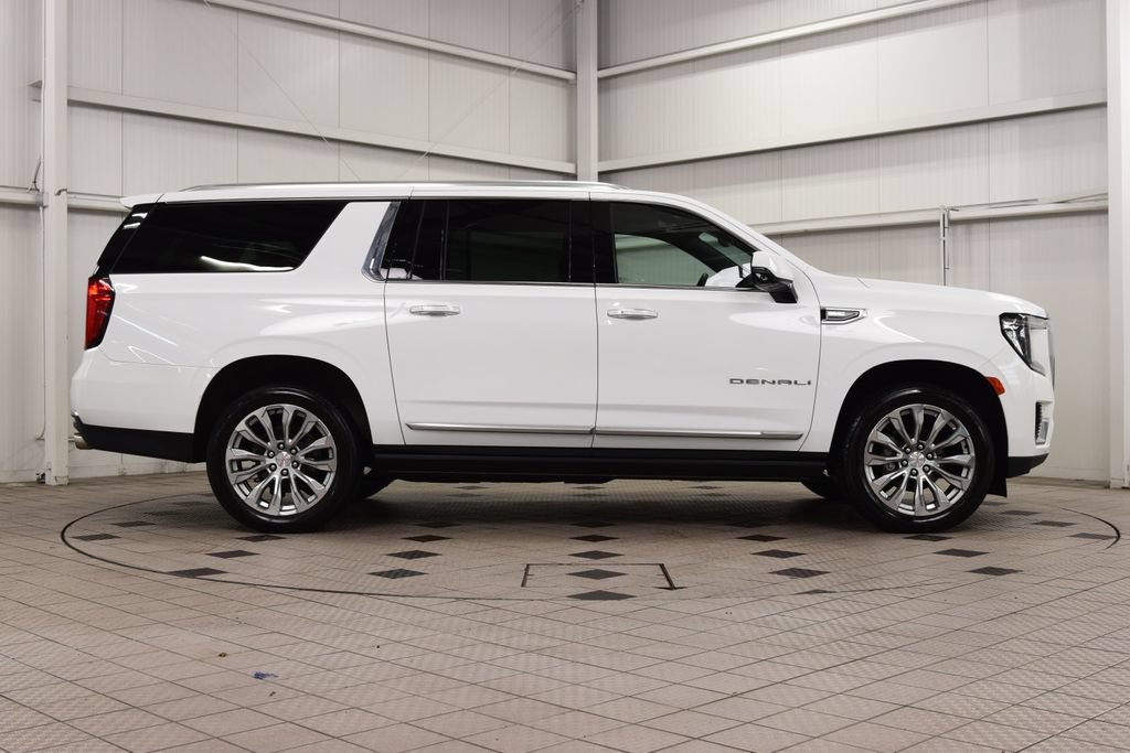 Used 2024 GMC Yukon XL Denali w/ Max Trailering Package AWD/4WD image 9