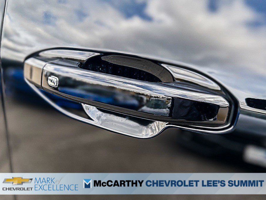New 2024 Chevrolet Silverado EV RST image 11