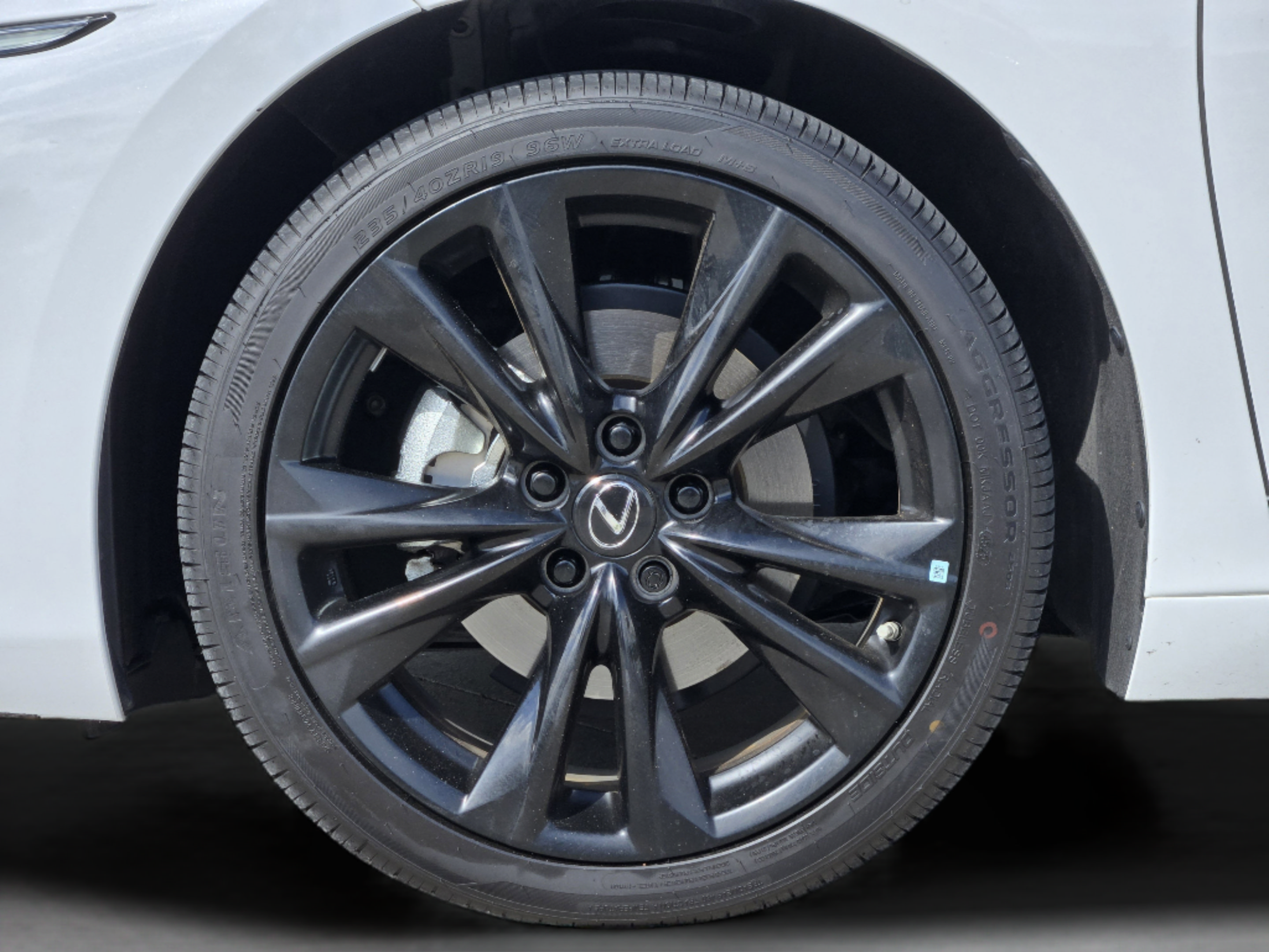 Certified 2024 Lexus ES 300h F Sport w/ Accessory Package (Z2) FWD image 40