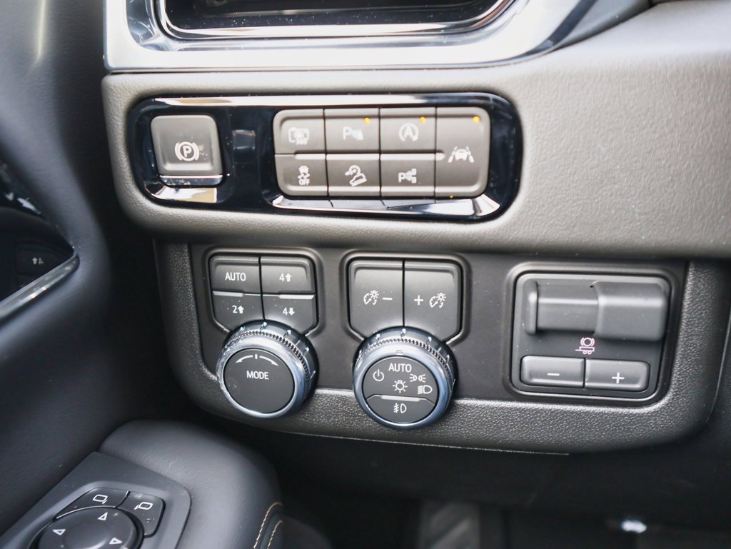 New 2026 GMC Yukon XL Elevation image 32