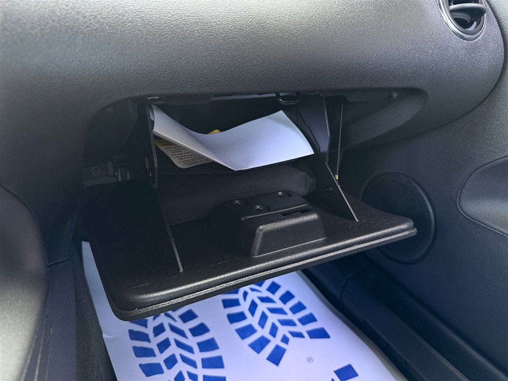 Used 2009 Pontiac Solstice GXP w/ Premium Package image 43